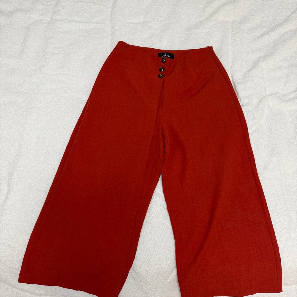 Lulu’s Orange Pants